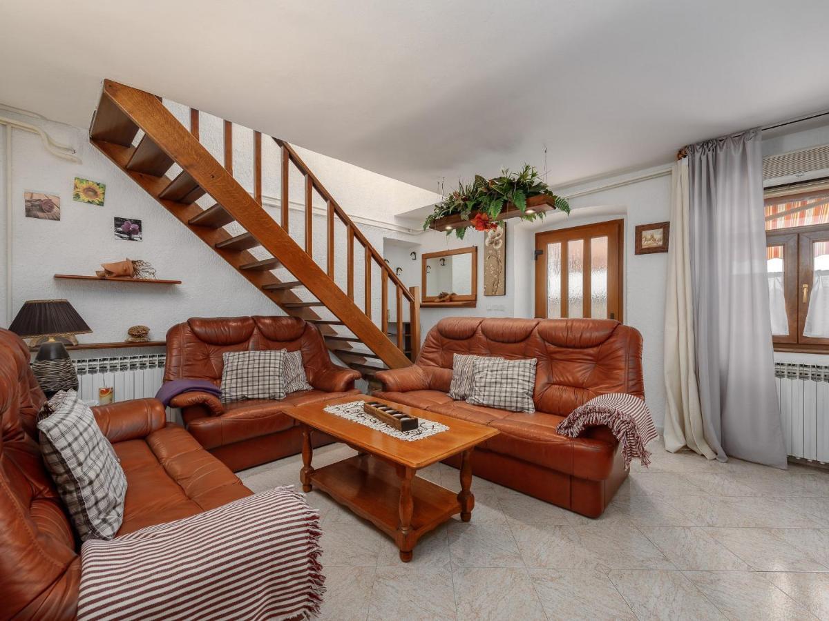 Casa Astrid By The Sea In بوريتش المظهر الخارجي الصورة