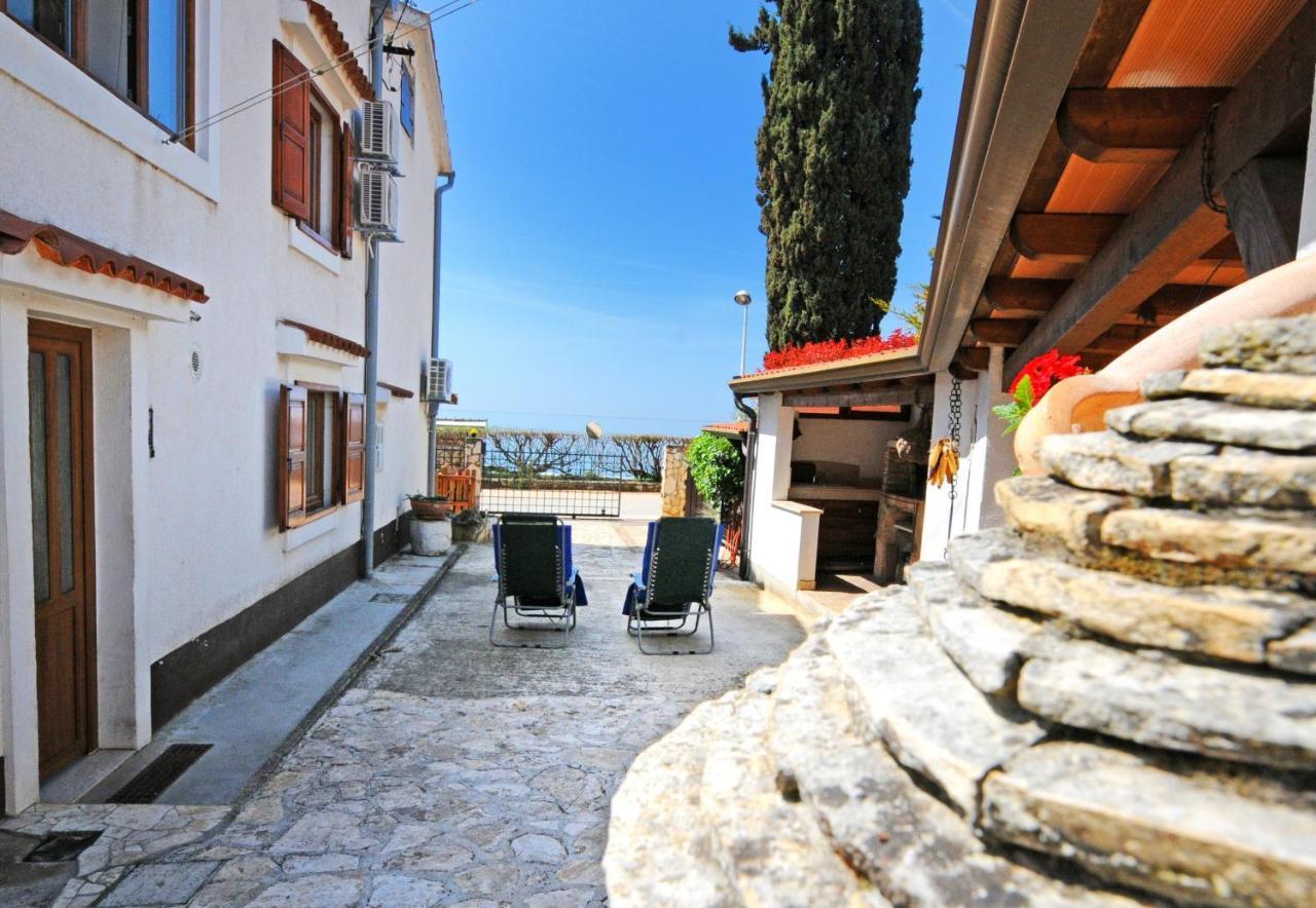 Casa Astrid By The Sea In بوريتش المظهر الخارجي الصورة